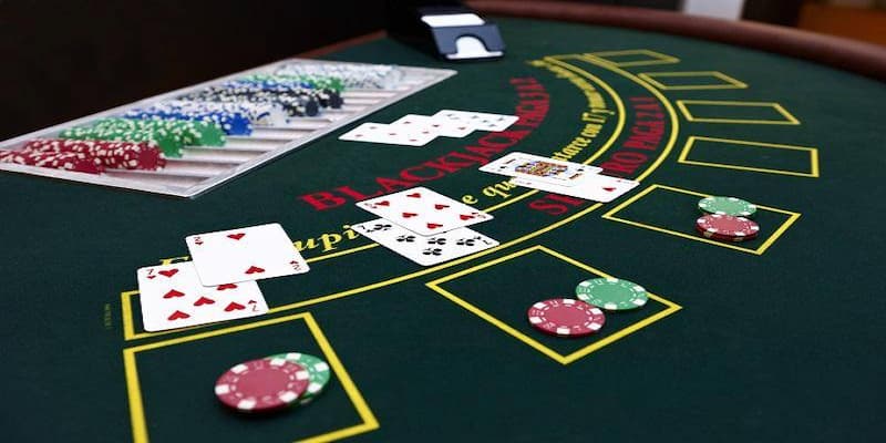 Phương pháp thực hành cách nhận biết lá bài tụ mạt sáu hiệu quả
